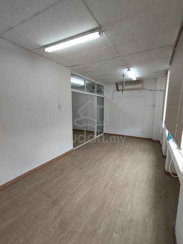 Office lot Aman puri kepong renovated unit 1