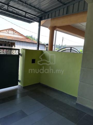 Rumah Teres Setingkat Taman Polo (IM8) 3