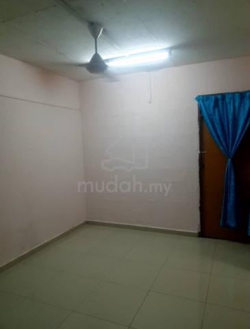 Flat 4 Tingkat Taman Mulia, Bandar Tun Razak 1