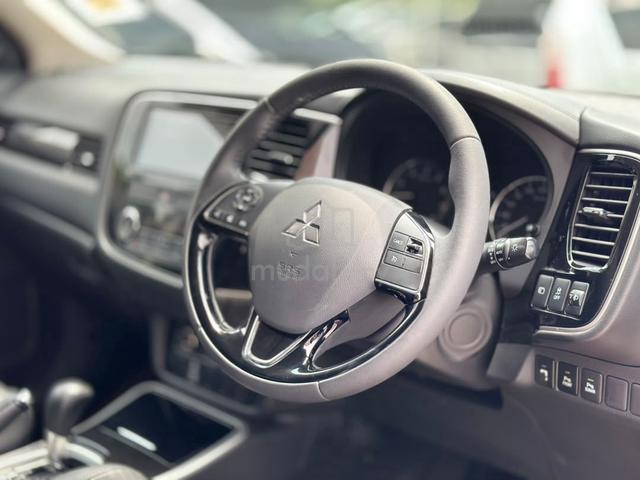 Mitsubishi OUTLANDER 2.0 4WD FULL SERVICE REKOD - 2