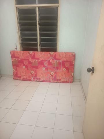 Small room to rent 1