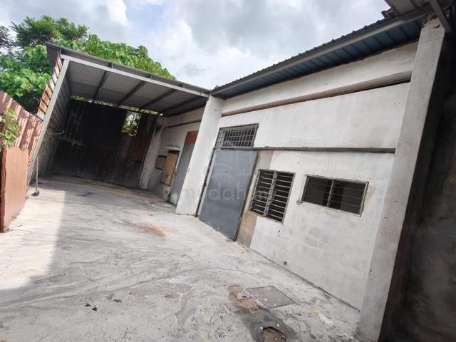 Single storey factory at bukit beruntung  1