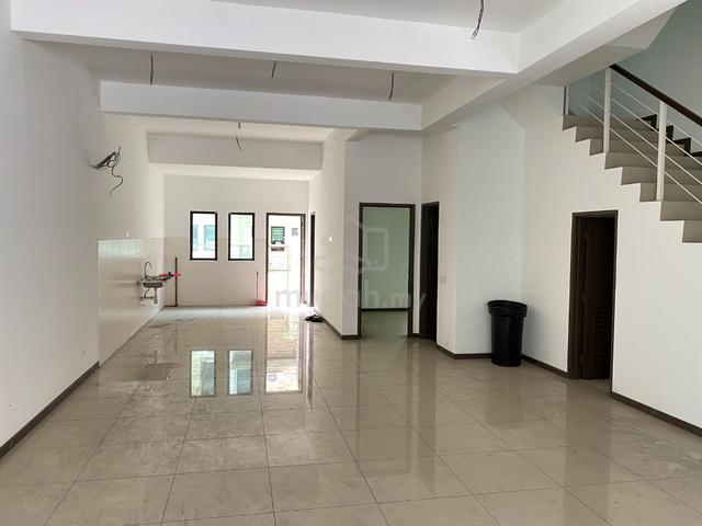 Southbay Residence, Gated Guarded, Easy Access to FTZ & 2nd Bridge. 1