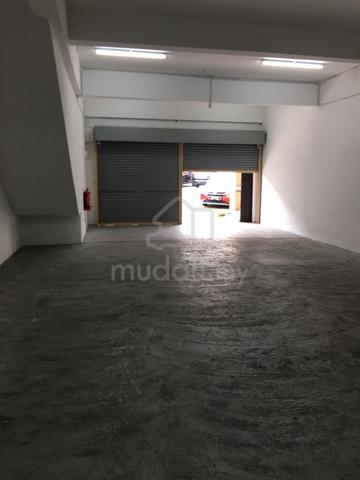 Double Storey Shoplot in Taman Sri Kluang (Jln 10) 1