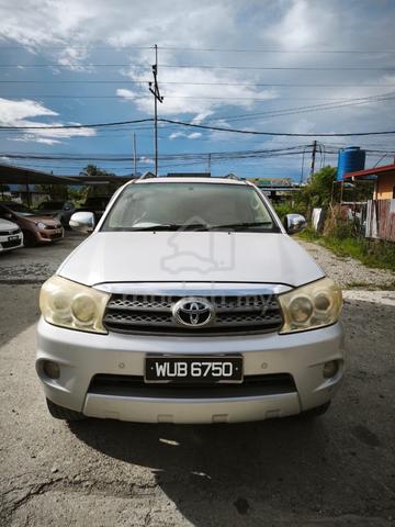 2010 Toyota FORTUNER 2.5 G FACELIFT (A) - 3