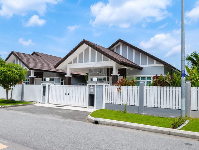 Rumah Cantik Banglo Setingkat Taman Bukit Senawang Perdana 1
