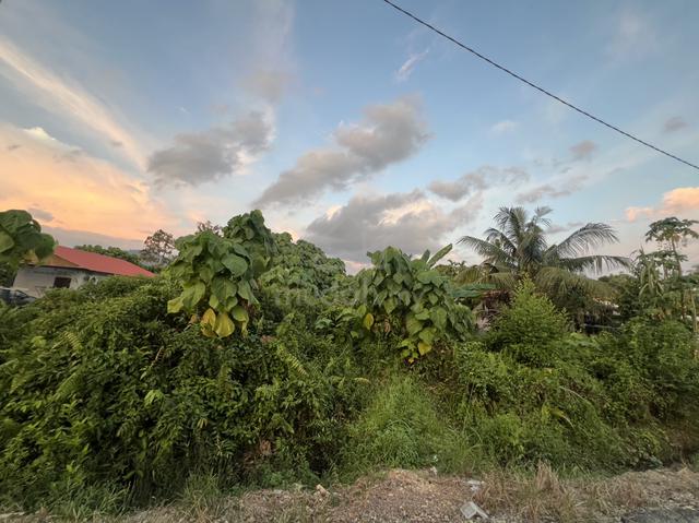 Tanah lot Kampung kurnia jaya 1