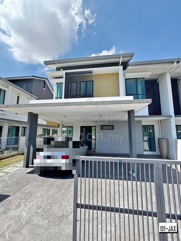 Laman Lakeside Bukit Raja Double Storey Semi D Low Density Klang 1