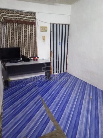 Flat Taman Sri Indah 1