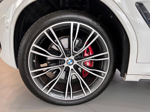 2025 BMW X4 xDrive30i M SPORT LCI Runout Edition - 4