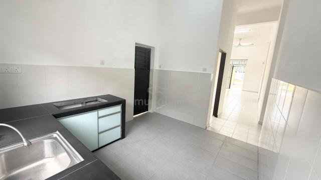 Single Storey Corner # Taman Cahaya Kota Puteri Megah Ria Seri Alam 1