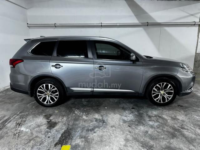 .17 Mitsubishi OUTLANDER 2.4 4WD (A)1 OWNER/F.SPEC - 3