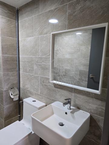 Premium room for rent in Sentul 5