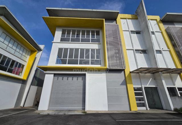 3 Storey Cluster Factory | Saleng | Senai | Cemerlang Industrial Park 1