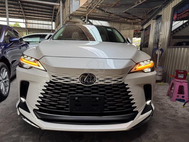 Lexus RX350 2.4 VERSION L MODELLISTA KIT 2024 JPN - 3