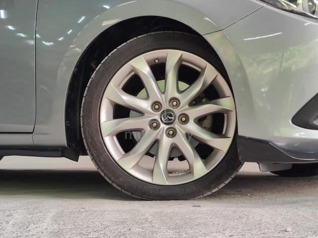 2015 Mazda 3 2.0 HATCHBACK SKYACTIV (CKD) (A) - 3