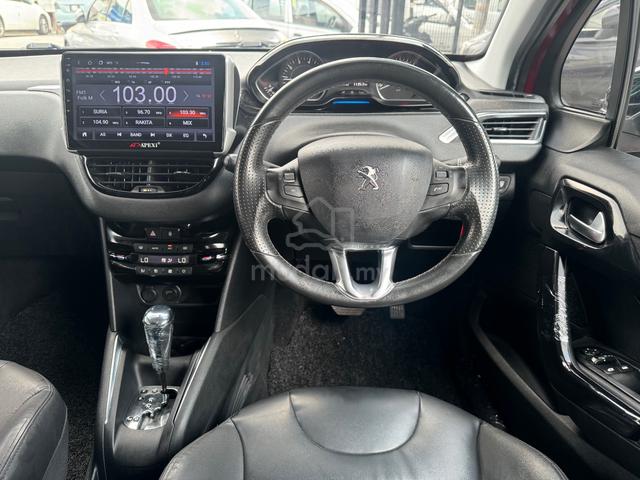 Peugeot 208 1.6 VTi ALLURE (A) 2 Doors Coupe - 5