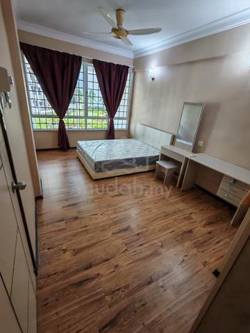 Bayan Lepas Room For Rent-Putra Place Condo 1