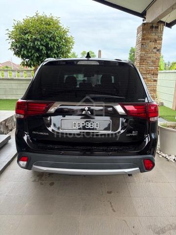 2019 Mitsubishi OUTLANDER 2.0 4WD (A) - 4