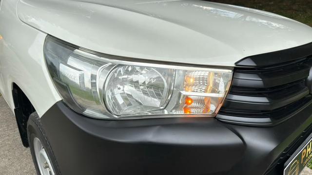 2019 TOYOTA HILUX SC 2.4 MT 4X4 Still Can Full Loa - 4