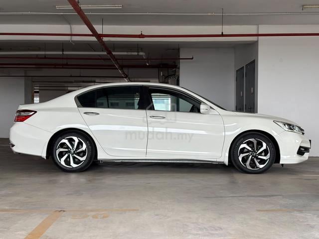 [FULL LOAN/ 3YR WARRANTY] 2017 Honda ACCORD 2.0(A) - 5