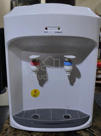 Water dispenser Hot and normal cold water.  - photo 2 of 5