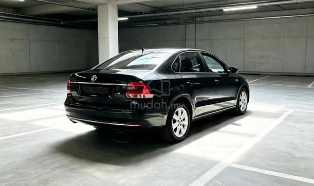 TRUE YEAR 2017 Volkswagen VENTO 1.6 TRENDLINE (A) - 2