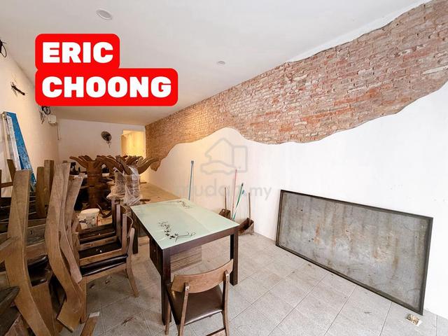 3 STOREY HERITAGE SHOP HOUSE LOVE LANE GEORGETOWN Rent LEBUH CHULIA 1