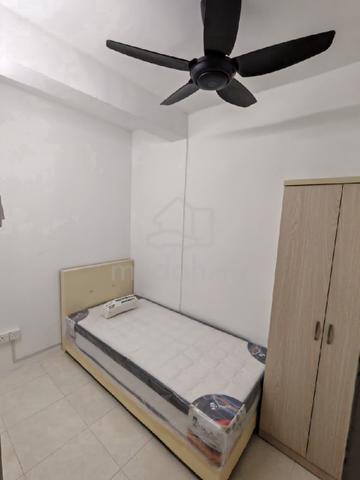 Female unit room for rent Jelutong Georgetown 1