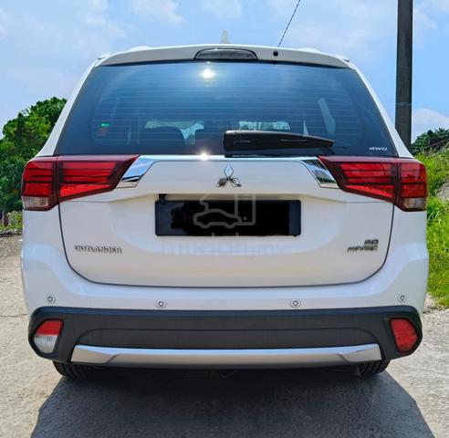 2020 Mitsubishi OUTLANDER 2.0🔥 ORI CONDI 🔥NEW 🔥 - 3