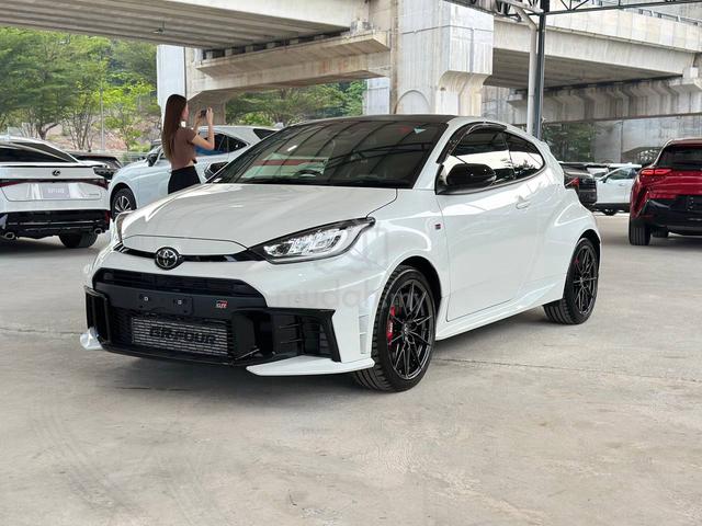 Auto / Grade5A / Facelift 2024 Toyota YARIS 1.6 GR - 2