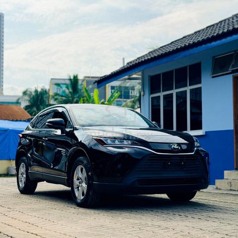 2022 Toyota HARRIER 2.0 S -5A /CLEARANCEx2 /ECLOAN - 4