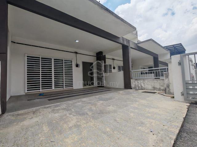 For Sale Meru Idaman Scientex 2 Storey Terrace House,Gated Guarded 1