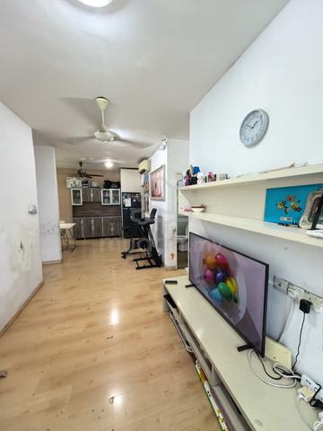 University Condo Apartments 1 1