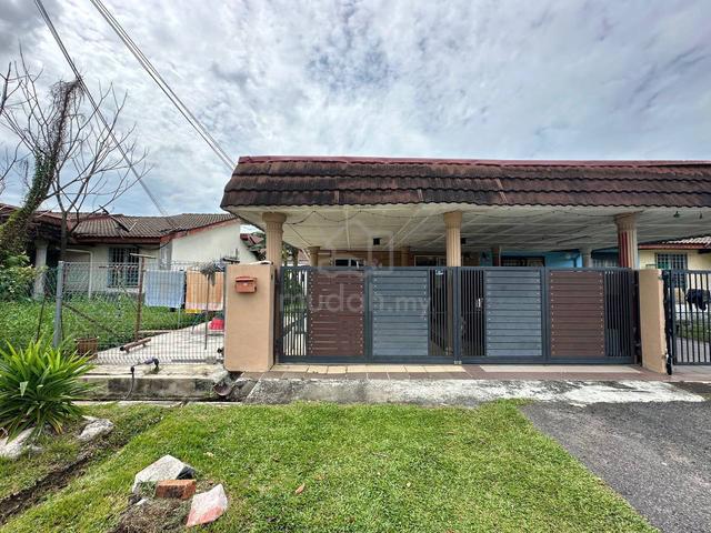 (Freehold) Endlot Teres setingkat di Bukit beruang 1