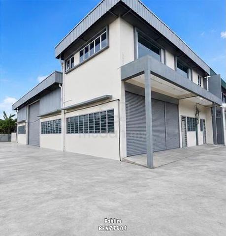 1.5 storey semi d Factory FOR SALE 1