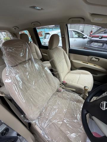 2014 Nissan GRAND LIVINA 1.6 CLASSIC/COMFORT - 4