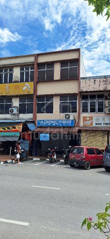 Pasar Batu 10 Kota Padawan Kuching main road
 1