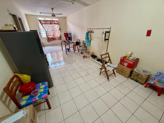 Putatan Platinum Apartment 1