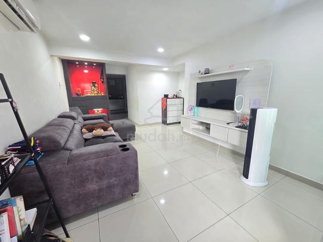 Bunga Kertas _ Kulai _ Low Cost _ Renovated _ Corner Lot _ Full Loan 1