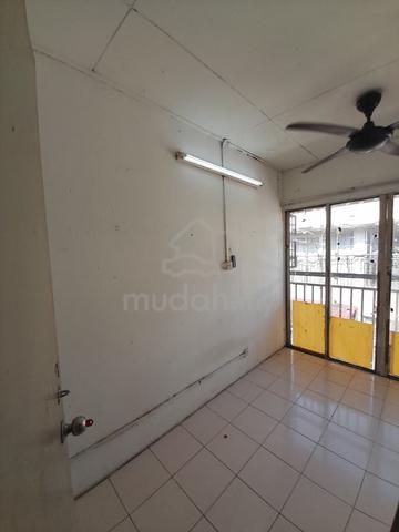 Vista Shop Apartment (Damansara Damai) 1