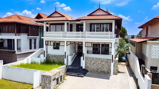 SPACIOUS SIZE ‼️ Bungalow House The Enclave Bukit Jelutong 1