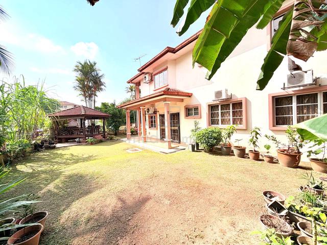 FREEHOLD CORNER 2 Storey Semi-D Taman Bukit Mewah Kajang 1