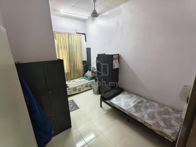 Bilik Sewa Rumah Landed Free Parking 1