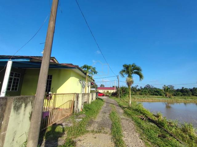Semi D Cornerlot Guntong, Limbat 3