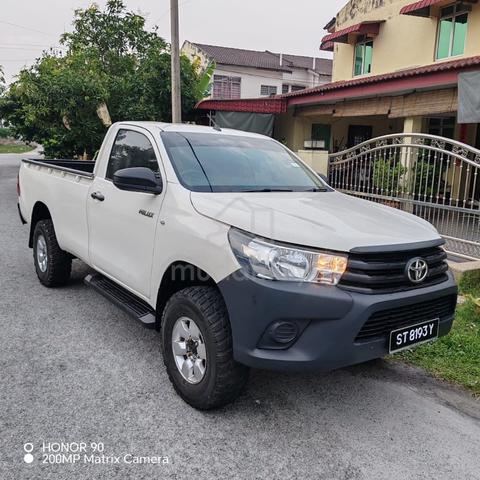 2017 Toyota HILUX 2.4 VNT MY16 AN120 (M) - 1