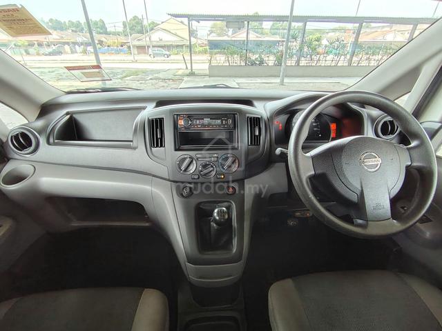 2019 Nissan NV200 1.6 (M) Semi Panel Van - 5