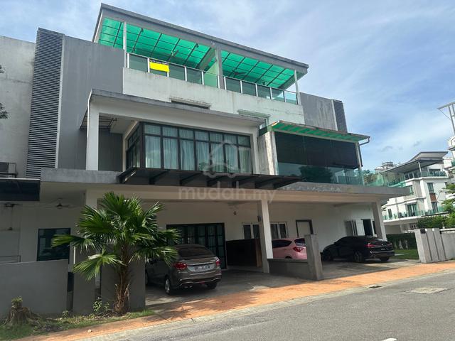 MOVE iN CONDiTiON š„ 3.5 Storey Terrace Superlink Duta Suria Ampang 1