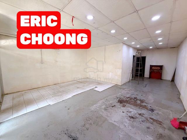 GROUND FLOOR SHOP LOT FACING MAIN ROAD PAYA TERUBONG 1800 Sqft RENT 1