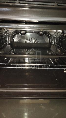 delizia build in electric kitchen oven - photo 5 of 6